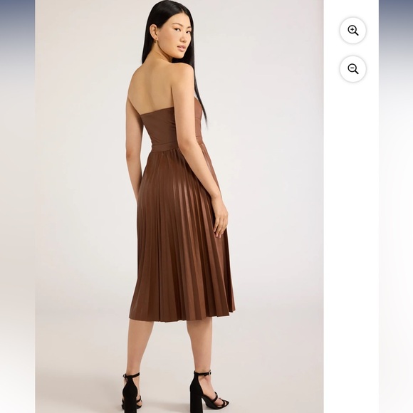 Scoop Women's Ultimate Faux Leather Strapless Pleated Midi Dress - NWT - Picture 2 of 6